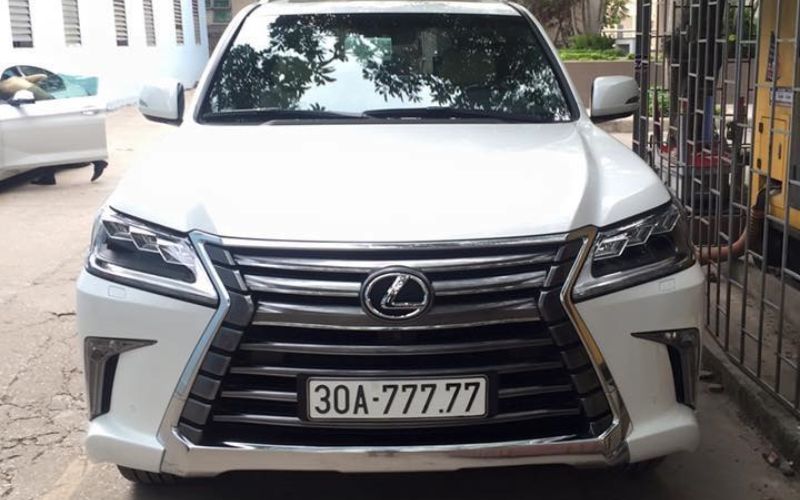 Biển số xe 7 nút là gì