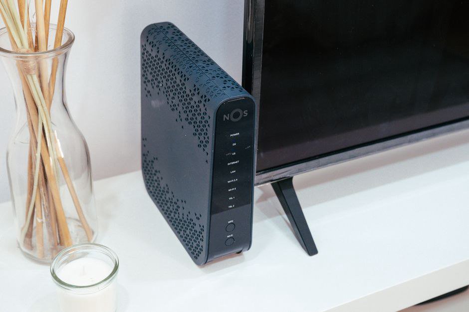 Câu chuyện router gia đình "lạc" vào văn phòng