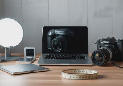 Màn Hình LED Quảng Cáo Tại Sảnh Lễ Tân Cho Doanh Nghiệp Nhỏ