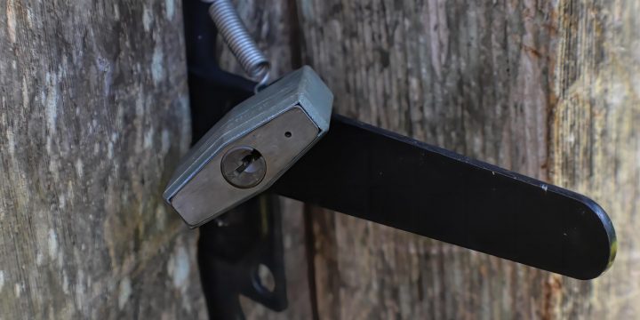 Khóa từ cho tủ và phòng thiết bị: từ trường, cảm biến